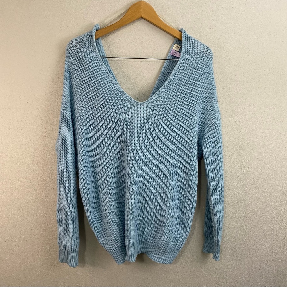 Alya Blue Twist Back Knot Knit‎ V-Neck Sweater Women’s Medium
